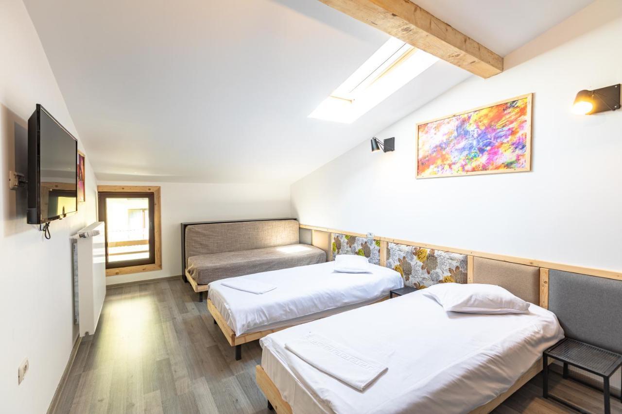Ezio House Otel Timisu de Jos Dış mekan fotoğraf