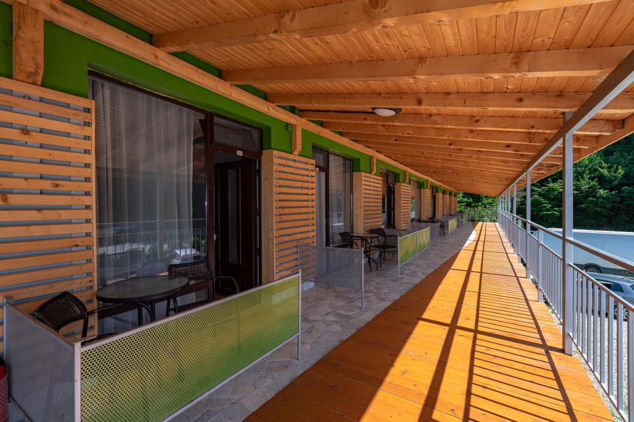 Ezio House Otel Timisu de Jos Dış mekan fotoğraf