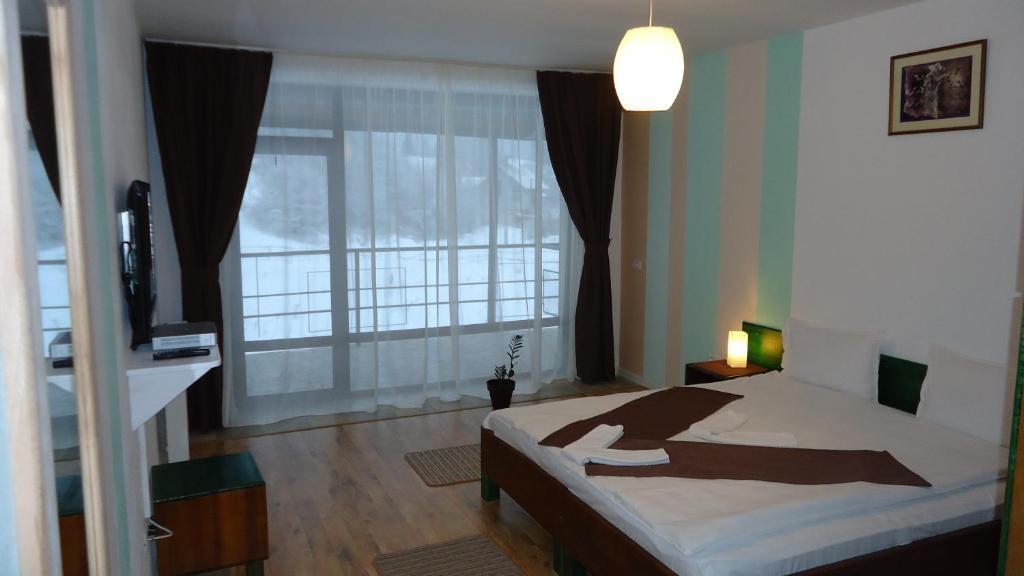 Ezio House Otel Timisu de Jos Oda fotoğraf