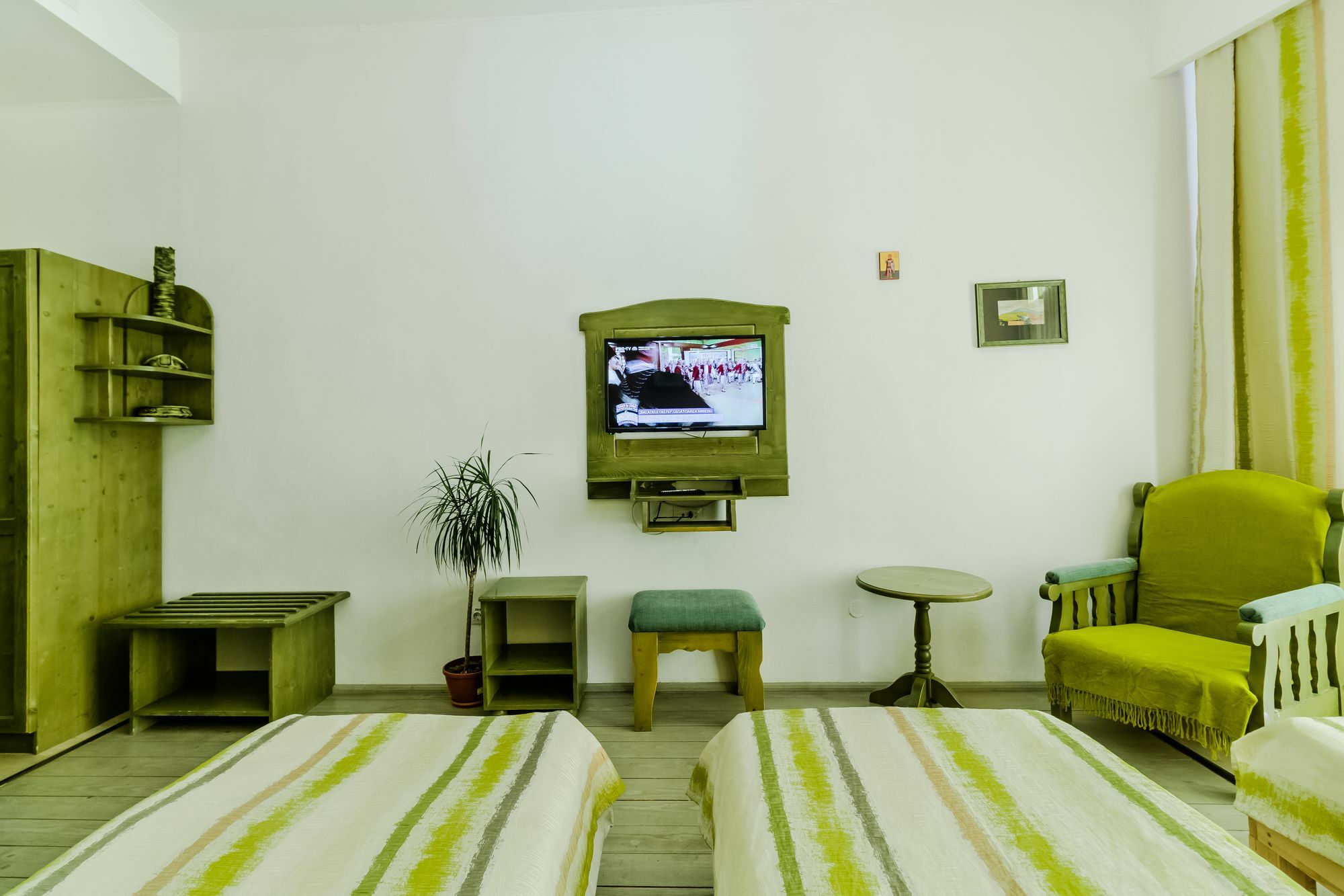 Ezio House Otel Timisu de Jos Dış mekan fotoğraf